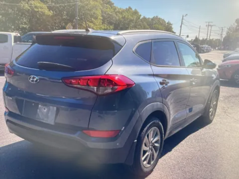 More photos of 2016 Hyundai Tucson SE at CarFive Salem, MA, MA