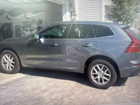 Photos of 2021 Volvo XC60 T5 Momentum for sale in Salem, MA at CarFive Salem, MA