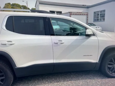 More photos of 2018 GMC Acadia SLT-1 at CarFive Salem, MA, MA