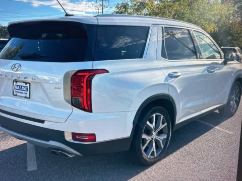 More photos of 2021 Hyundai Palisade SEL at CarFive Salem, MA, MA