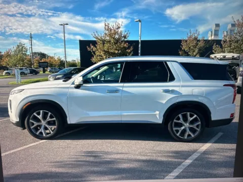Photos of 2021 Hyundai Palisade SEL for sale in Salem, MA at CarFive Salem, MA