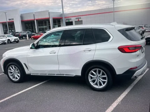 Photos of 2019 BMW X5 xDrive40i for sale in Salem, MA at CarFive Salem, MA