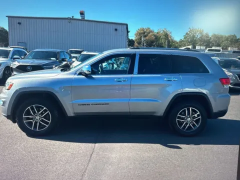 Photos of 2018 Jeep Grand Cherokee Limited for sale in Salem, MA at CarFive Salem, MA