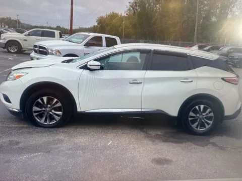 Photos of 2017 Nissan Murano S for sale in Salem, MA at CarFive Salem, MA