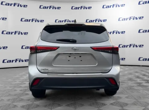 More photos of 2023 Toyota Highlander LE at CarFive Salem, MA, MA