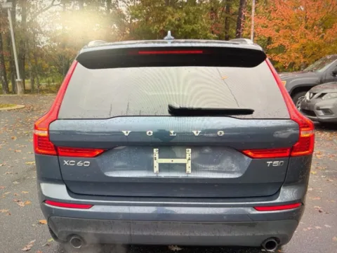 More photos of 2020 Volvo XC60 T5 Momentum at CarFive Salem, MA, MA