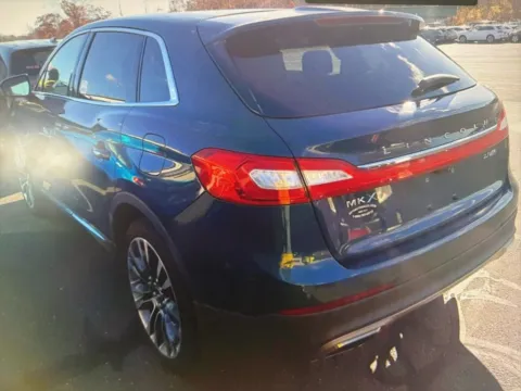 Photos of 2016 Lincoln MKX Reserve for sale in Salem, MA at CarFive Salem, MA