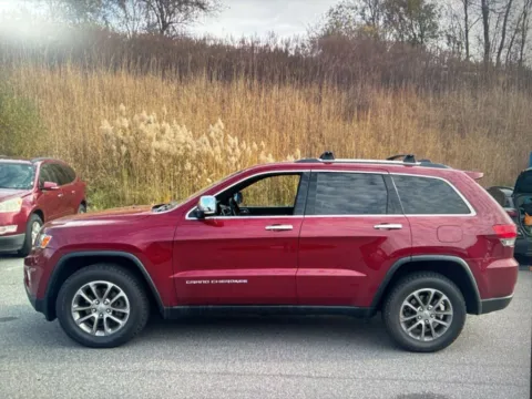 Photos of 2015 Jeep Grand Cherokee Limited for sale in Salem, MA at CarFive Salem, MA