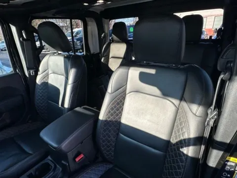 Photos of 2021 Jeep Gladiator High Altitude for sale in Milwaukee, WI at Diamond Jim Motor Cars