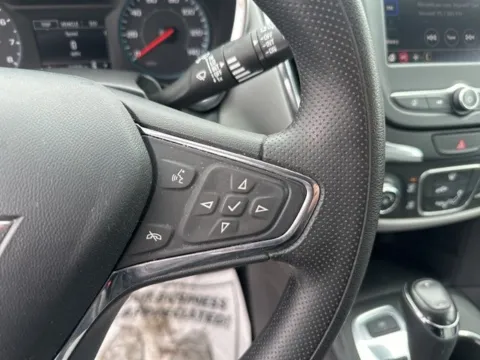 More photos of 2020 Chevrolet Equinox LS at Diamond Jim's Motor Cars, WI