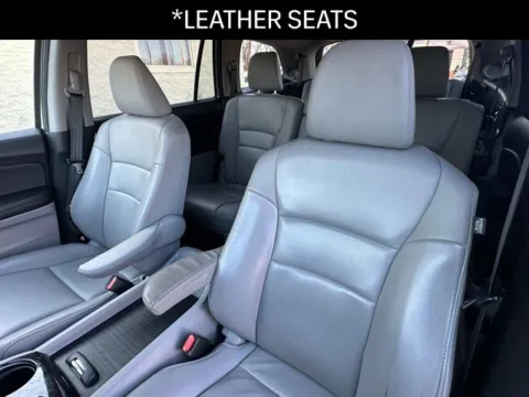 Photos of 2022 Honda Pilot Touring for sale in Milwaukee, WI at Diamond Jim Motor Cars