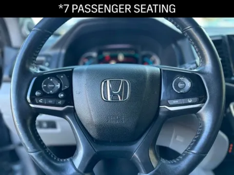 More photos of 2022 Honda Pilot Touring at Diamond Jim Motor Cars, WI