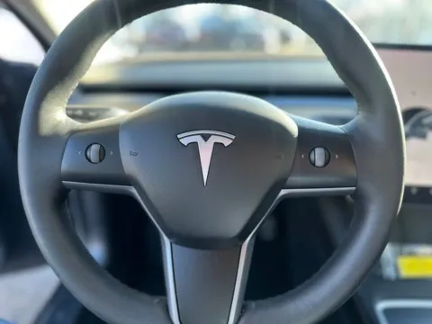 More photos of 2021 Tesla Model 3 Long Range at Diamond Jim's Motor Cars, WI