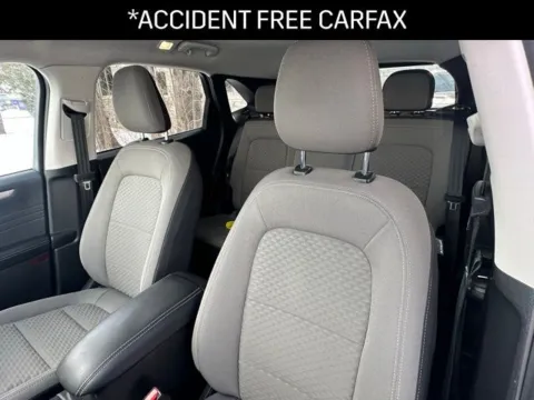 Photos of 2022 Ford Escape Hybrid SE for sale in Milwaukee, WI at Diamond Jim Motor Cars