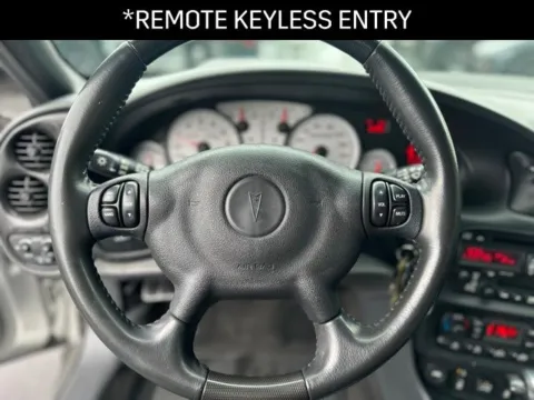 More photos of 2005 Pontiac Bonneville GXP at Diamond Jim Motor Cars, WI