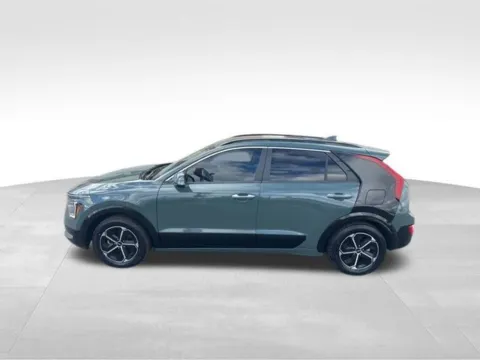 Photos of 2023 Kia Niro SX for sale in Milwaukee, WI at Diamond Jim's Motor Cars