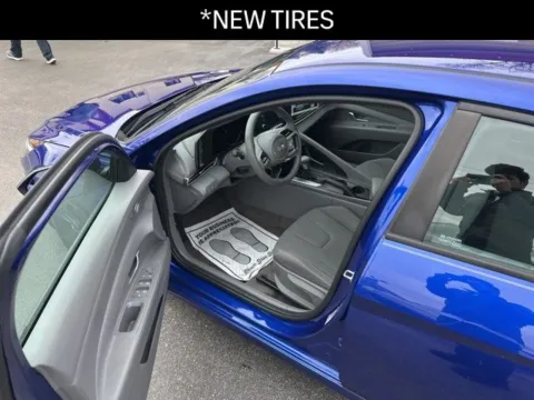 Photos of 2023 Hyundai Elantra SEL for sale in Milwaukee, WI at Diamond Jim's Motor Cars