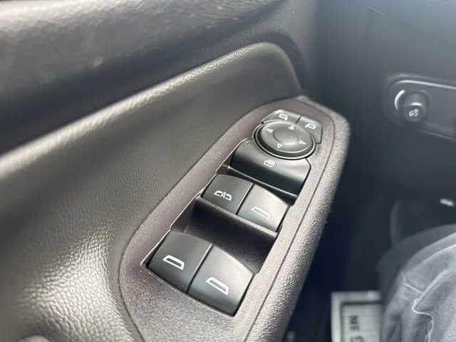 2021 Chevrolet Equinox Premier - Photo 29