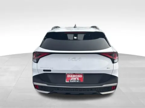 More photos of 2023 Kia Sportage X-Line at Diamond Jim's Motor Cars, WI