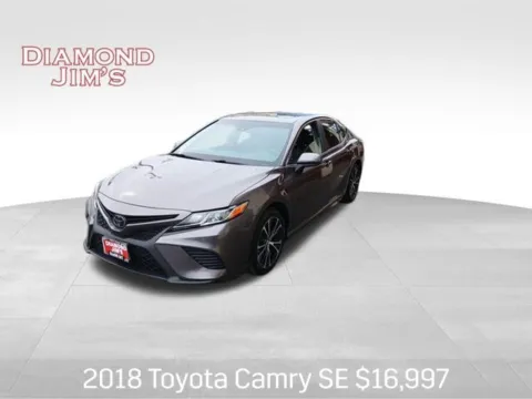 Gray 2018 Toyota Camry SE for sale in Milwaukee, WI