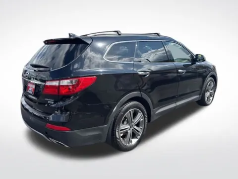 Another view of 2015 Hyundai Santa Fe Limited for sale in Milwaukee, WI at Diamond Jim's Motor Cars