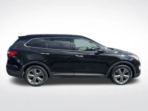 Photos of 2015 Hyundai Santa Fe Limited for sale in Milwaukee, WI at Diamond Jim's Motor Cars