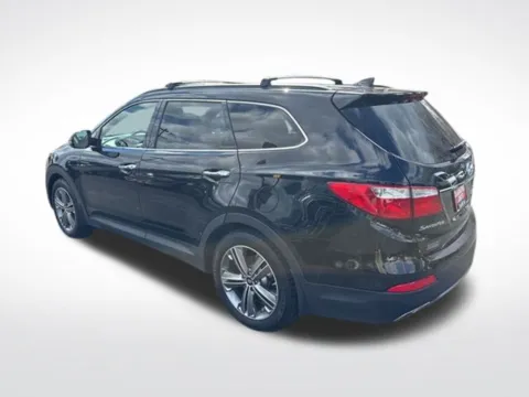 More photos of 2015 Hyundai Santa Fe Limited at Diamond Jim's Motor Cars, WI