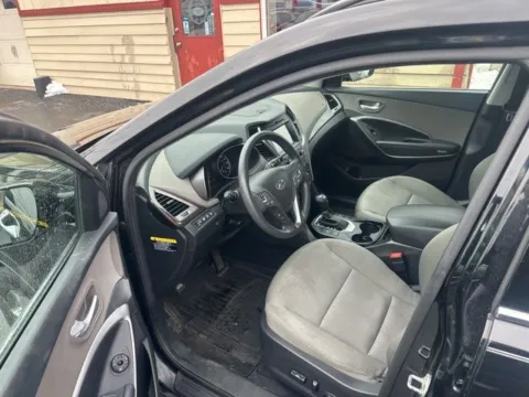 More photos of 2018 Hyundai Santa Fe Sport 2.4 Base at Diamond Jim's Motor Cars, WI