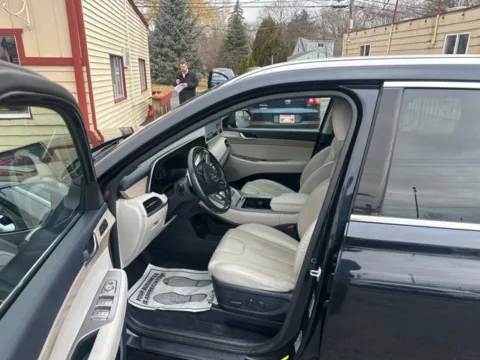 Photos of 2020 Hyundai Palisade SEL for sale in Milwaukee, WI at Diamond Jim's Motor Cars