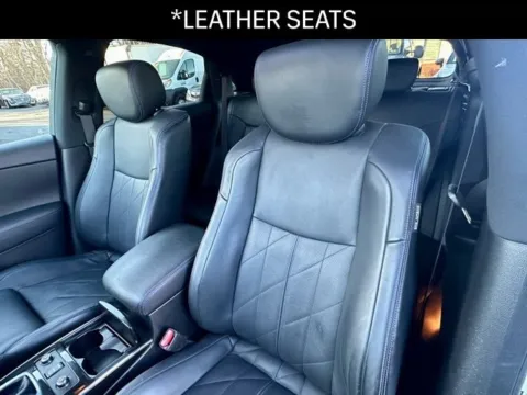 Another view of 2017 INFINITI QX70 for sale in Milwaukee, WI at Diamond Jim's Motor Cars