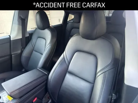 Photos of 2022 Tesla Model Y Long Range for sale in Milwaukee, WI at Diamond Jim's Motor Cars