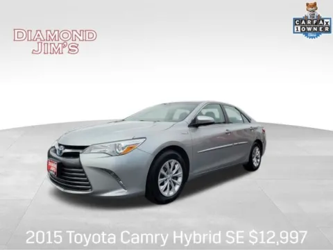 Black 2015 Toyota Camry Hybrid SE for sale in Milwaukee, WI