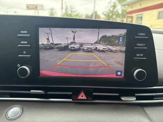 Hyundai Elantra photo 31