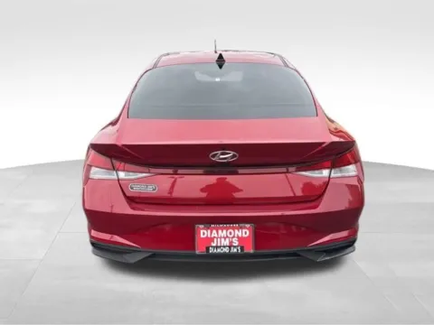 More photos of 2023 Hyundai Elantra SEL at Diamond Jim's Motor Cars, WI