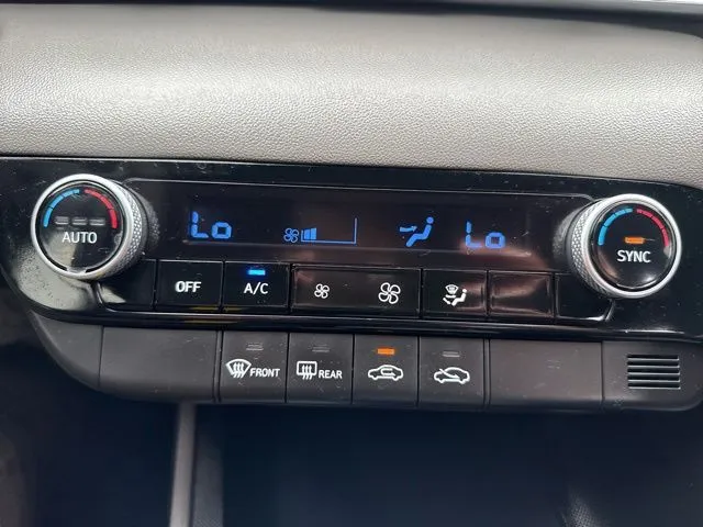 Hyundai Elantra photo 29