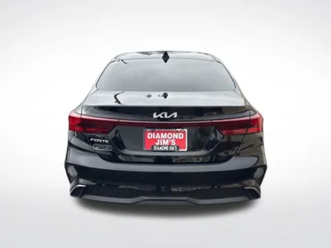 More photos of 2024 Kia Forte LXS at Diamond Jim's Motor Cars, WI
