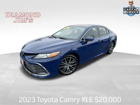Blue 2023 Toyota Camry XLE for sale in Milwaukee, WI