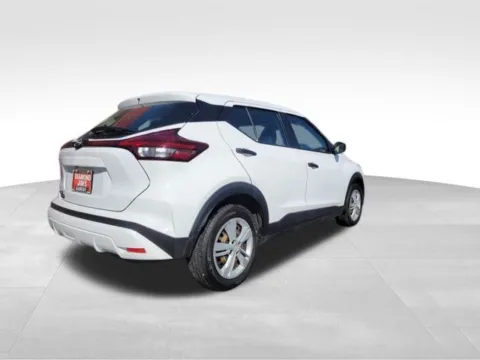 More photos of 2022 Nissan Kicks S at Diamond Jim's Motor Cars, WI
