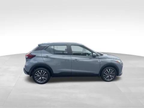 Photos of 2021 Nissan Kicks SV for sale in Milwaukee, WI at Diamond Jim's Motor Cars