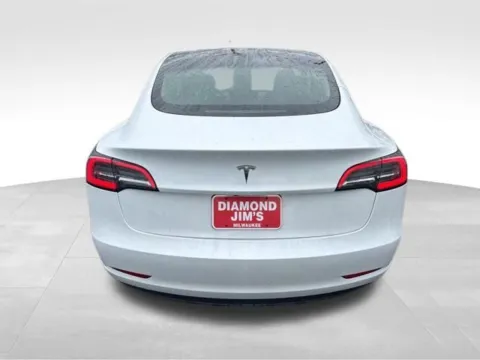 More photos of 2023 Tesla Model 3 at Diamond Jim's Motor Cars, WI