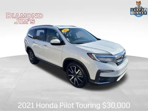White 2021 Honda Pilot Touring for sale in Milwaukee, WI
