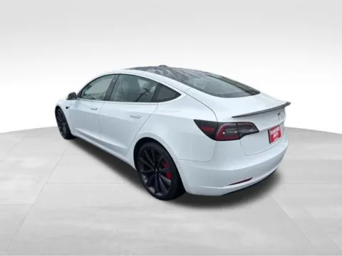 More photos of 2020 Tesla Model 3 Performance at Diamond Jim's Motor Cars, WI