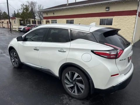 More photos of 2018 Nissan Murano Platinum at Diamond Jim's Motor Cars, WI