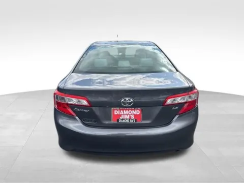 More photos of 2014 Toyota Camry LE at Diamond Jim's Motor Cars, WI