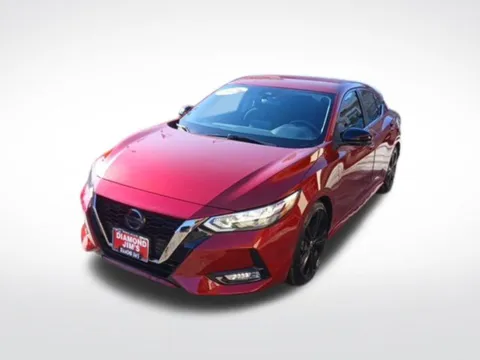 Red 2021 Nissan Sentra SR for sale in Milwaukee, WI