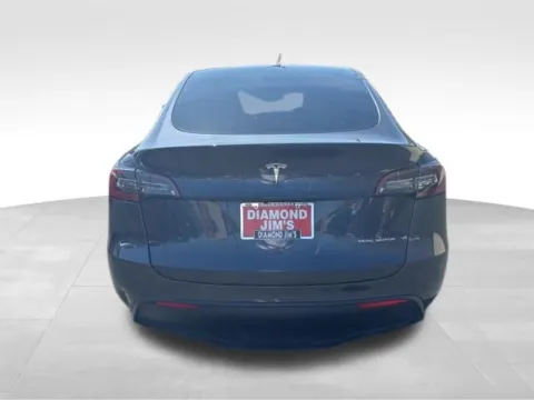 More photos of 2021 Tesla Model Y Long Range at Diamond Jim's Motor Cars, WI