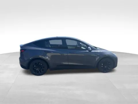 Photos of 2021 Tesla Model Y Long Range for sale in Milwaukee, WI at Diamond Jim's Motor Cars
