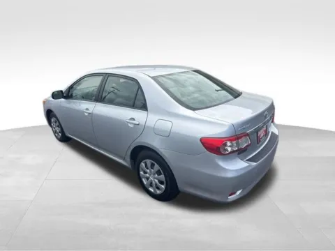 More photos of 2011 Toyota Corolla LE at Diamond Jim's Motor Cars, WI