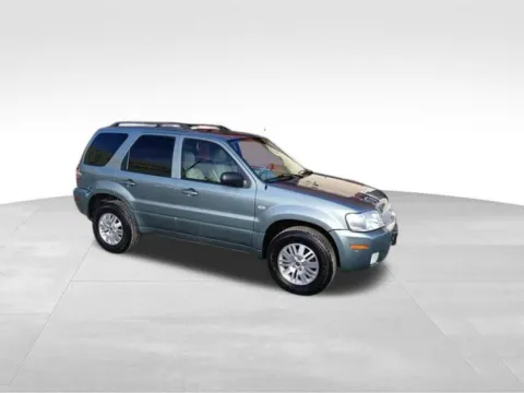 More photos of 2006 Mercury Mariner Luxury at Diamond Jim's Motor Cars, WI