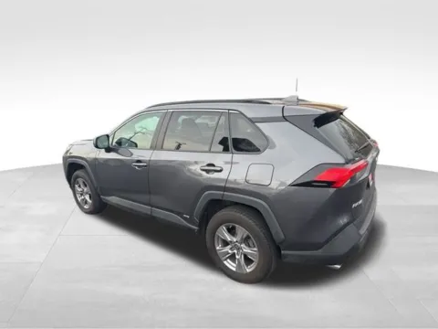 More photos of 2022 Toyota RAV4 Hybrid LE at Diamond Jim's Motor Cars, WI